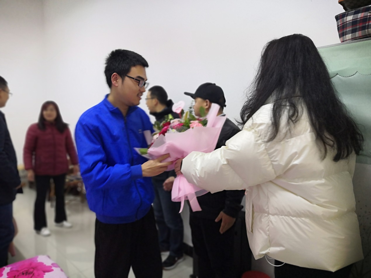 说明: C:\Users\admin\Desktop\2020级买球体育官方网站工作\20级买球体育官方网站  撰写新闻稿  2020.10.3-\QQ图片20201129193804.jpg